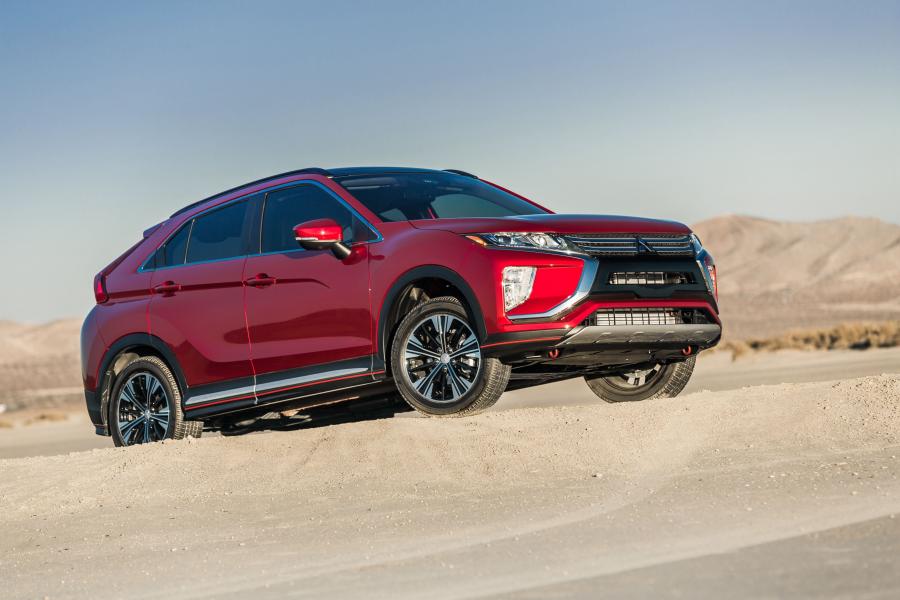  Mitsubishi Eclipse Cross 2018 года  (NA) (фото 40 из 63)